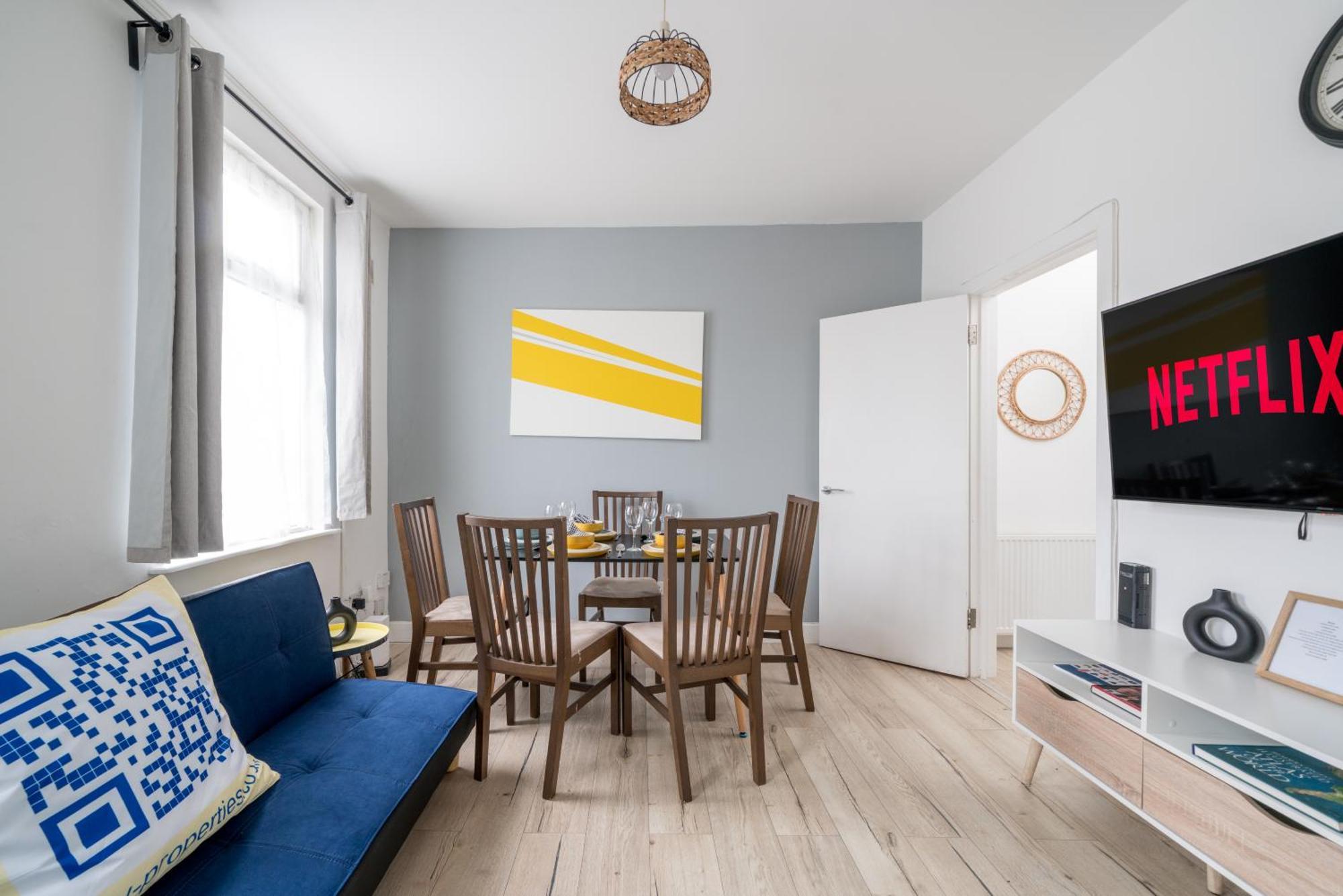 Modern 2 Bed East London Home By Rebby Properties Sleeps 5 Near Canning Town Station Екстериор снимка